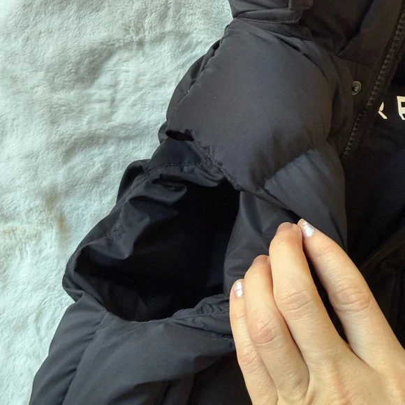Superpuff Black Jacket - Picture 2 of 5